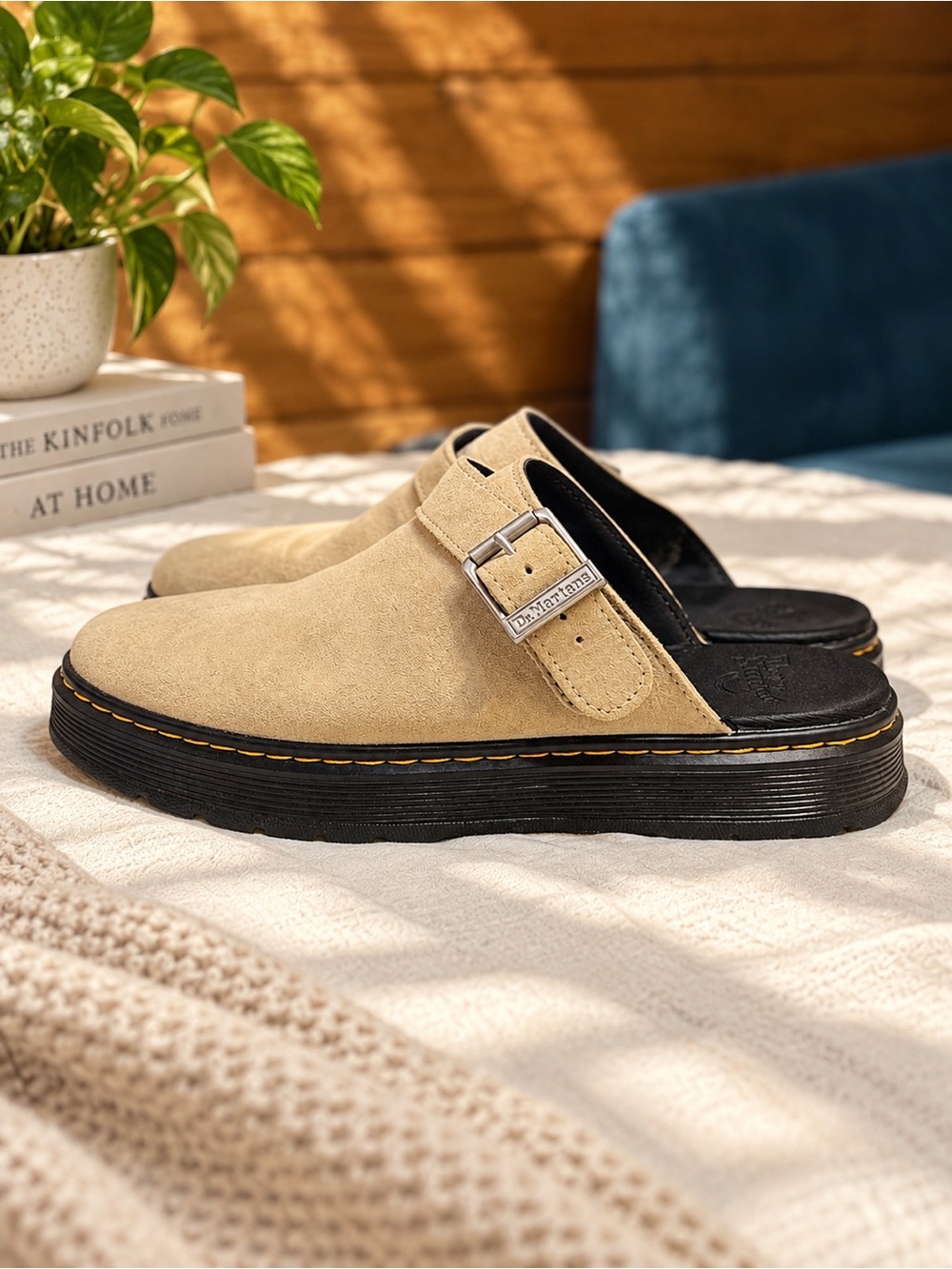 Dr. Martens Brookline Suede Platform Clogs Mules Light Tan Women's 10